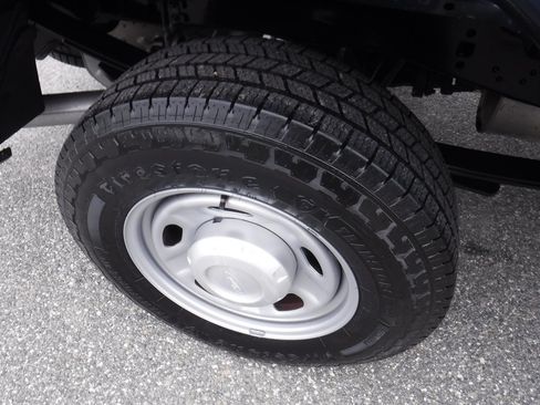 Used 2019 Ford F250 XL RWD image 4