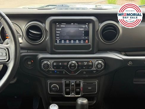 Used 2023 Jeep Wrangler Unlimited w/ Cold Weather Group AWD/4WD image 13