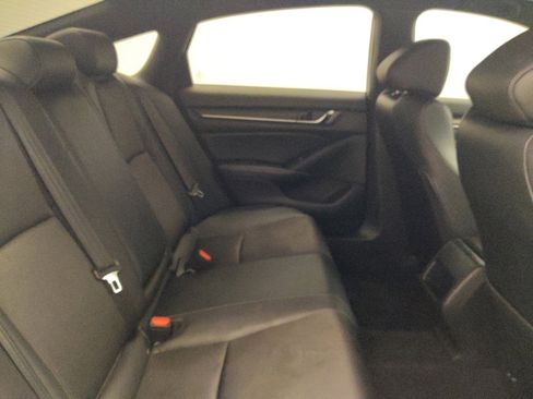 Used 2019 Honda Accord Sport image 19