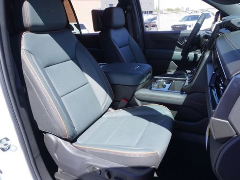 New 2026 GMC Yukon XL AT4 w/ AT4 Premium Plus Package image 13