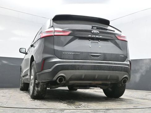 Used 2022 Ford Edge Titanium image 36