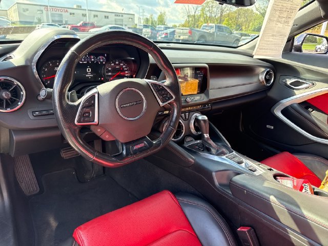 Used 2021 Chevrolet Camaro SS RWD image 18