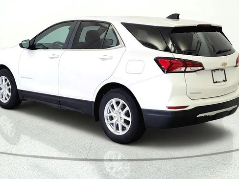 Used 2022 Chevrolet Equinox LT FWD image 4