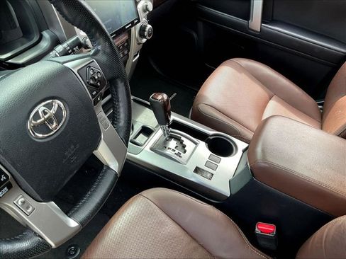 Used 2023 Toyota 4Runner Limited RWD image 11