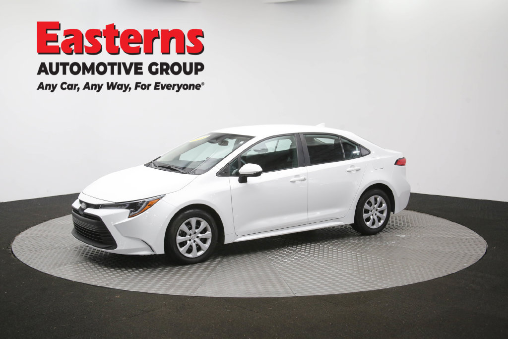Used 2024 Toyota Corolla LE FWD image 59