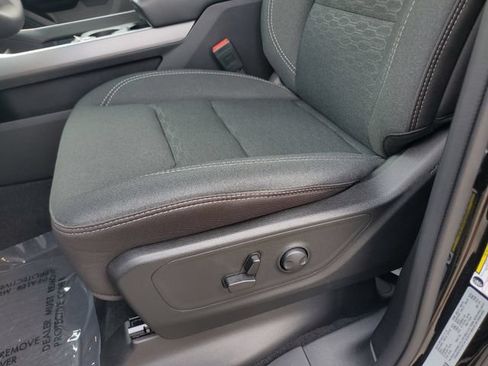 Certified 2025 RAM 1500 Big Horn RWD image 22