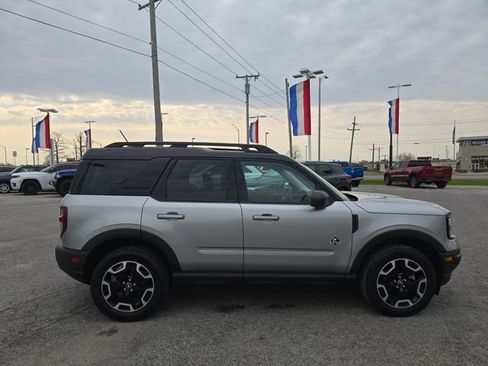 Used 2023 Ford Bronco Sport Outer Banks image 4