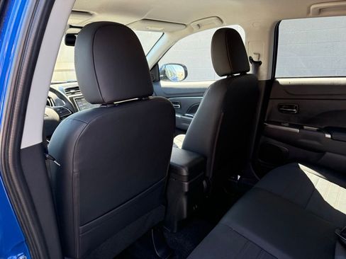 Used 2025 Mitsubishi Outlander Sport SE image 19