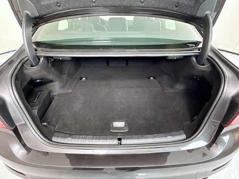 Used 2020 BMW 530e RWD image 28