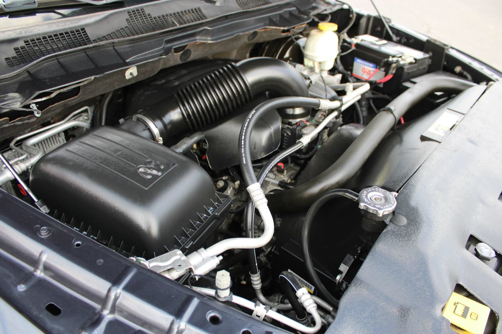 Used 2017 RAM 1500 Classic SLT RWD image 30