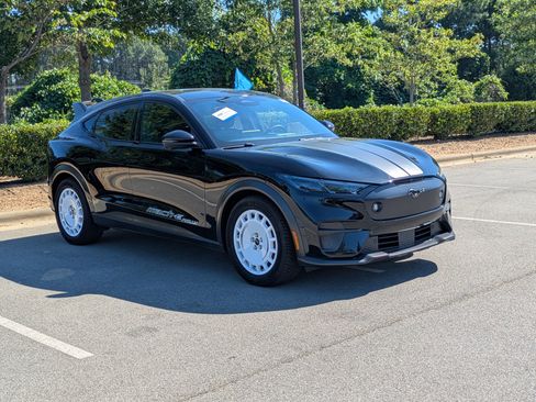 Certified 2025 Ford Mustang Mach-E GT AWD/4WD image 1