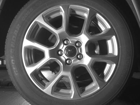 Used 2025 Jeep Compass Limited image 15