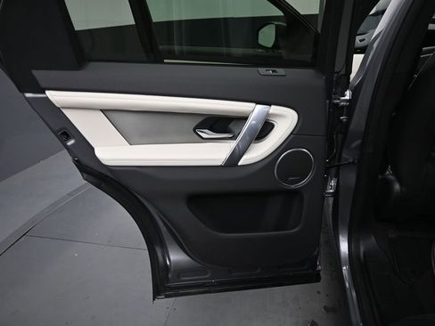 New 2026 Land Rover Discovery Sport Landmark AWD/4WD image 17