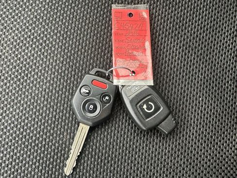 Used 2016 Subaru Crosstrek 2.0i Premium image 32