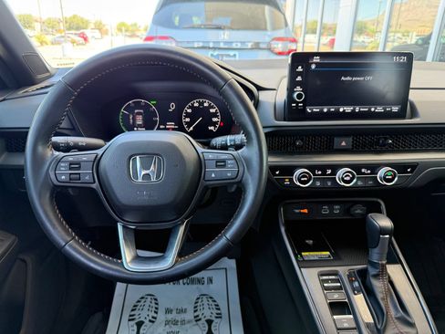 Certified 2025 Honda CR-V Sport-L image 16