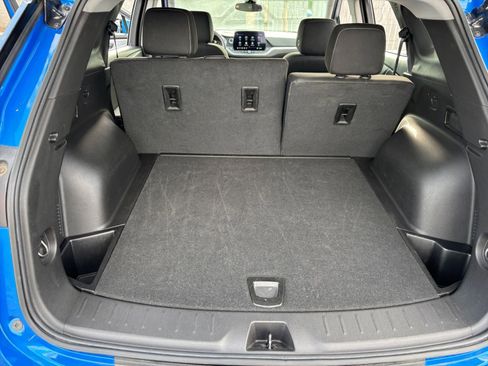 Used 2025 Chevrolet Blazer LT image 33