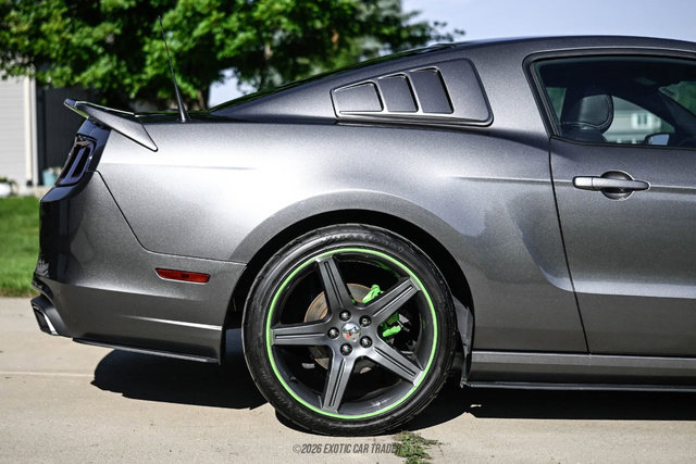 Used 2014 Ford Mustang GT Premium w/ GT Track Package RWD image 10