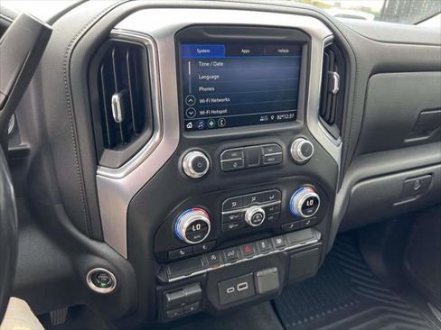 Used 2020 GMC Sierra 1500 Elevation w/ Elevation Value Package image 30