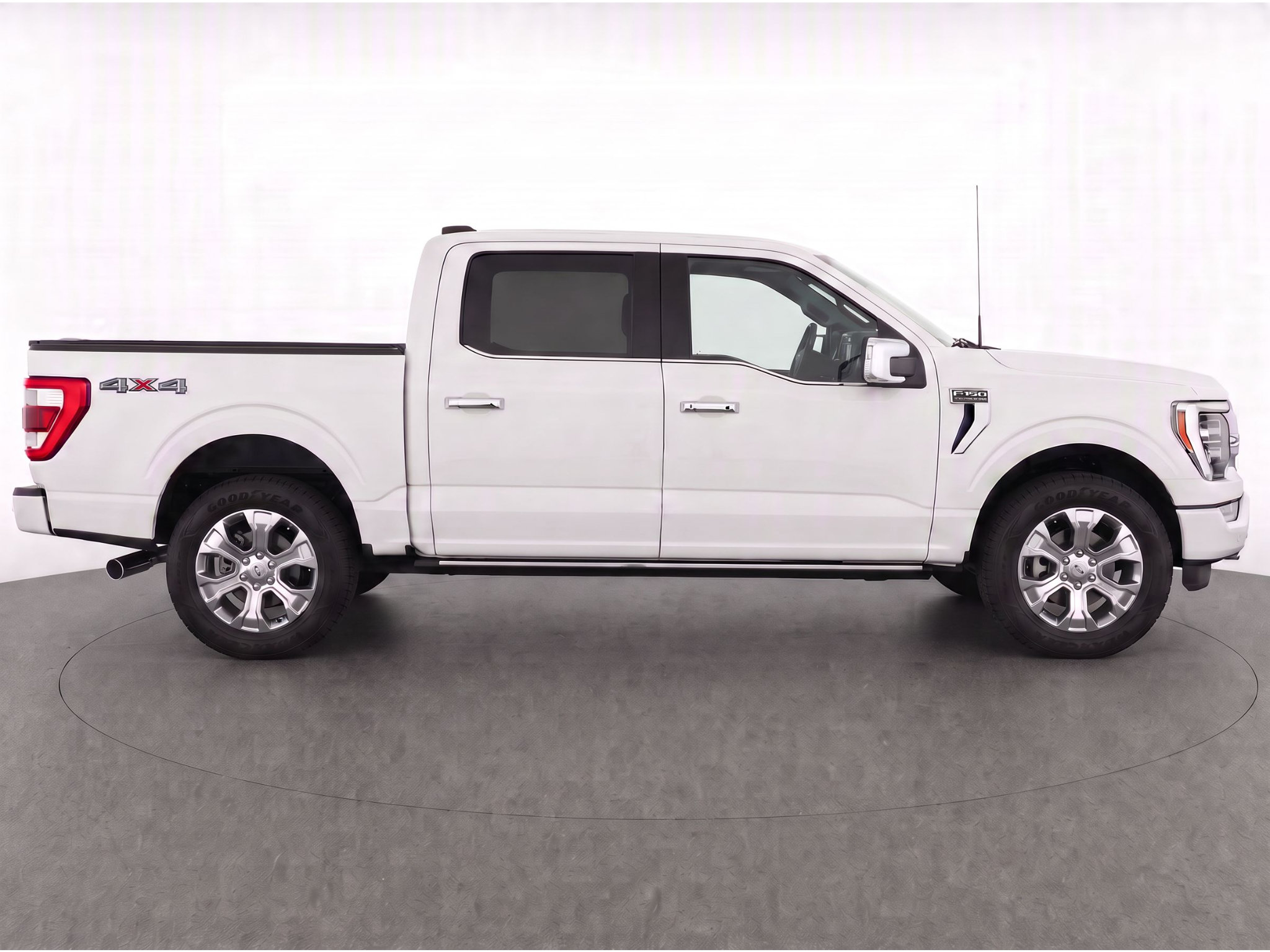Used 2022 Ford F150 Platinum w/ Bed Utility Package AWD/4WD image 8