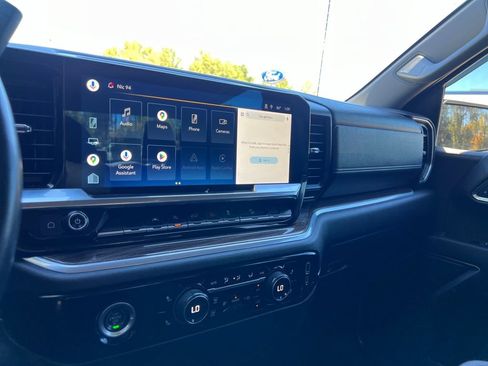 Used 2022 Chevrolet Silverado 1500 LT Trail Boss image 24