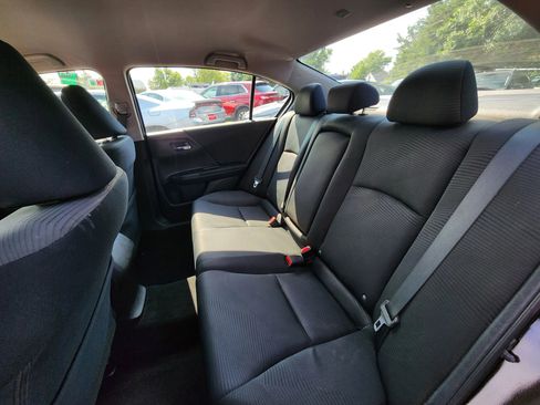 Used 2016 Honda Accord LX image 17