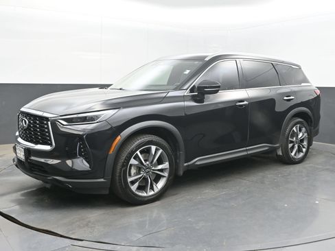 Used 2023 INFINITI QX60 Luxe w/ Performance Audio Package FWD image 4