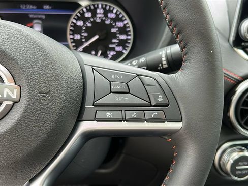 Used 2024 Nissan Sentra SR w/ SR Premium Package FWD image 14