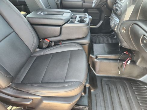Used 2023 Chevrolet Silverado 1500 W/T w/ Trailering Package AWD/4WD image 14