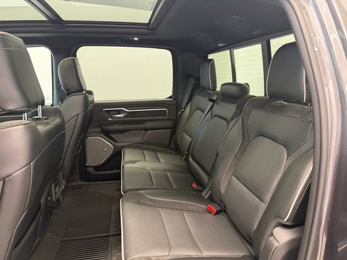 New 2026 RAM 1500 Laramie AWD/4WD image 18