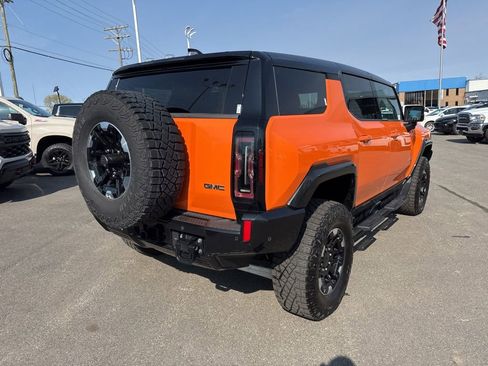 Used 2024 GMC Hummer EV 2X w/ Extreme Off-Road Package image 5