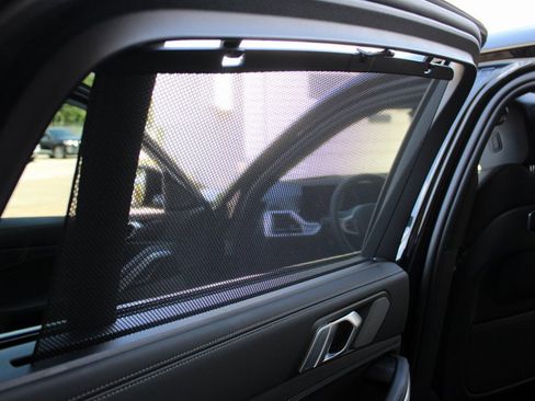 Used 2025 BMW X6 xDrive40i image 31