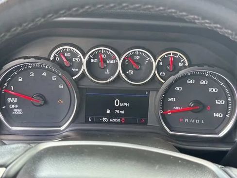 Used 2021 Chevrolet Silverado 1500 LT RWD image 40