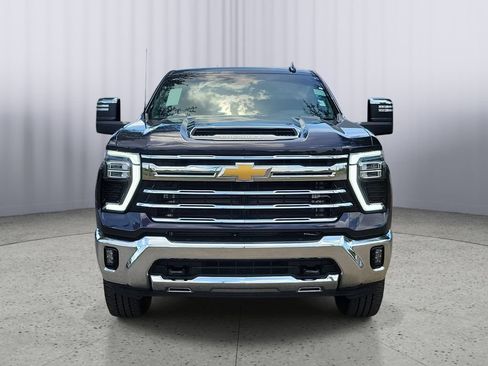Used 2024 Chevrolet Silverado 2500 LTZ AWD/4WD image 10