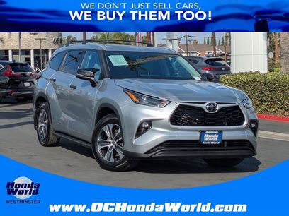 Used 2022 Toyota Highlander XLE