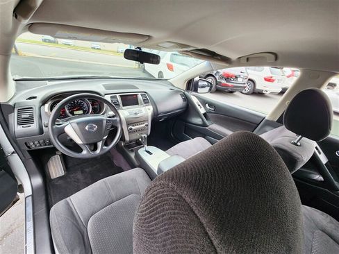 Used 2014 Nissan Murano S image 17