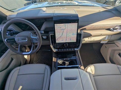 New 2026 GMC Yukon Denali w/ Sun & Power Step Package image 16