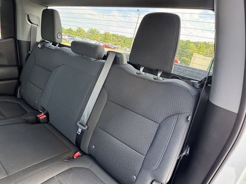 Used 2020 Chevrolet Silverado 1500 Custom w/ Custom Value Package image 18