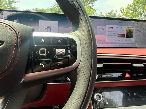 New 2026 Genesis GV70 3.5T Sport Advanced AWD/4WD image 15