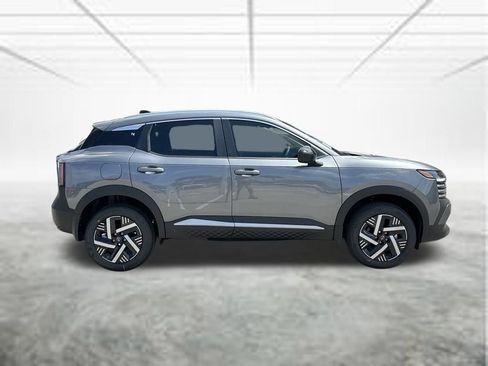 New 2026 Nissan Kicks SV FWD image 4