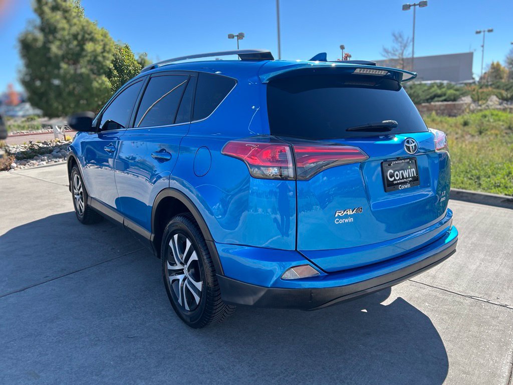 Used 2018 Toyota RAV4 LE w/ All Weather Liner Package AWD/4WD image 5