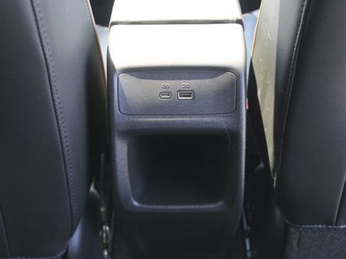 Used 2025 Buick Envista Avenir FWD image 17