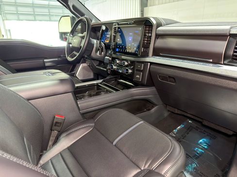 Used 2026 Ford F350 Platinum AWD/4WD image 21