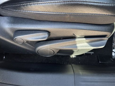 Used 2023 Jeep Compass Latitude w/ Sun and Sound Group image 46