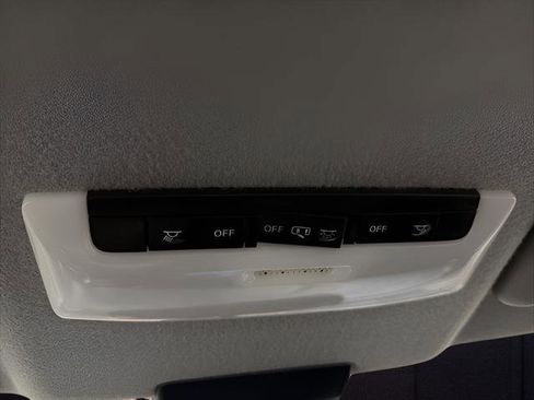 Used 2021 Nissan Kicks S image 20