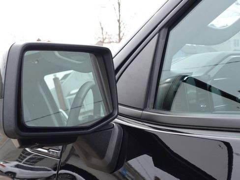 Used 2025 GMC Sierra 1500 Elevation w/ Elevation Premium Package image 13