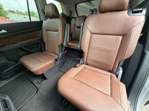 Used 2022 Volkswagen Atlas SEL AWD/4WD image 17