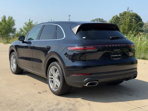 Certified 2023 Porsche Cayenne AWD/4WD image 3