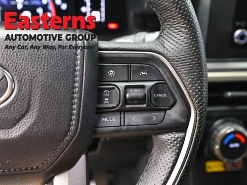 Used 2024 Toyota Tacoma SR5 AWD/4WD image 16