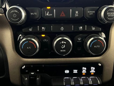 Used 2024 RAM 2500 Laramie w/ Safety Group image 20