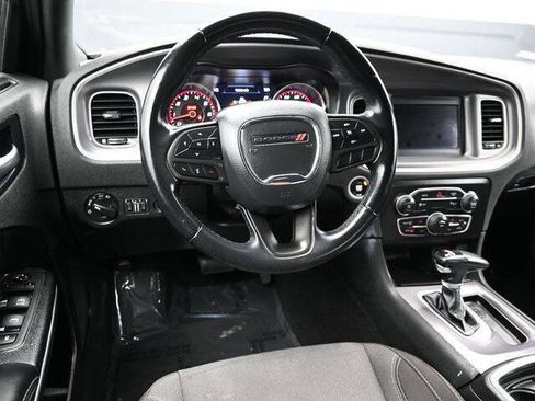 Used 2022 Dodge Charger SXT image 19